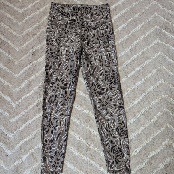 Marika Terry Print Leggings size M - Picture 3 of 8